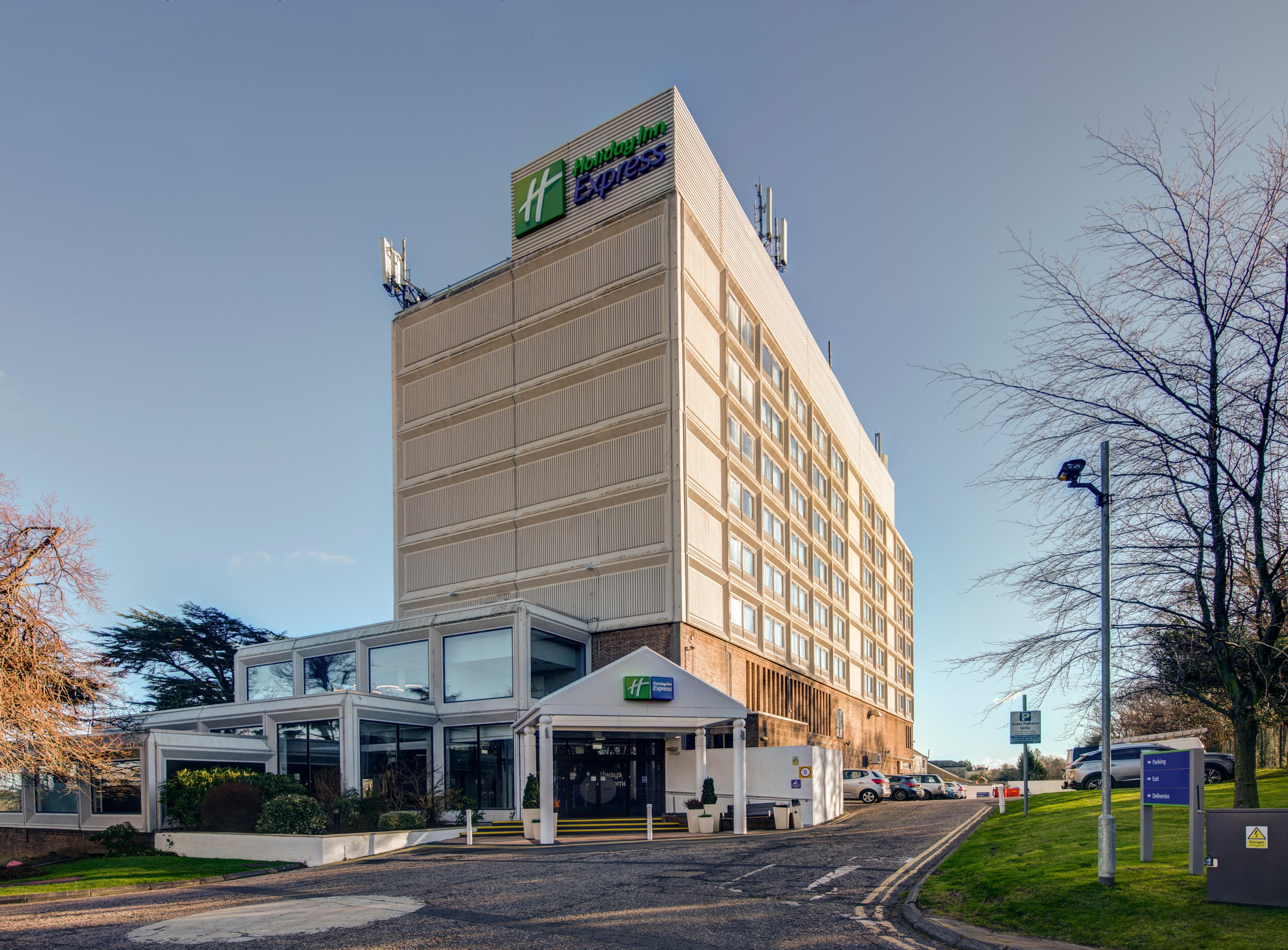 Holiday Inn Express Edinburgh City West, An Ihg Hotel Buitenkant foto