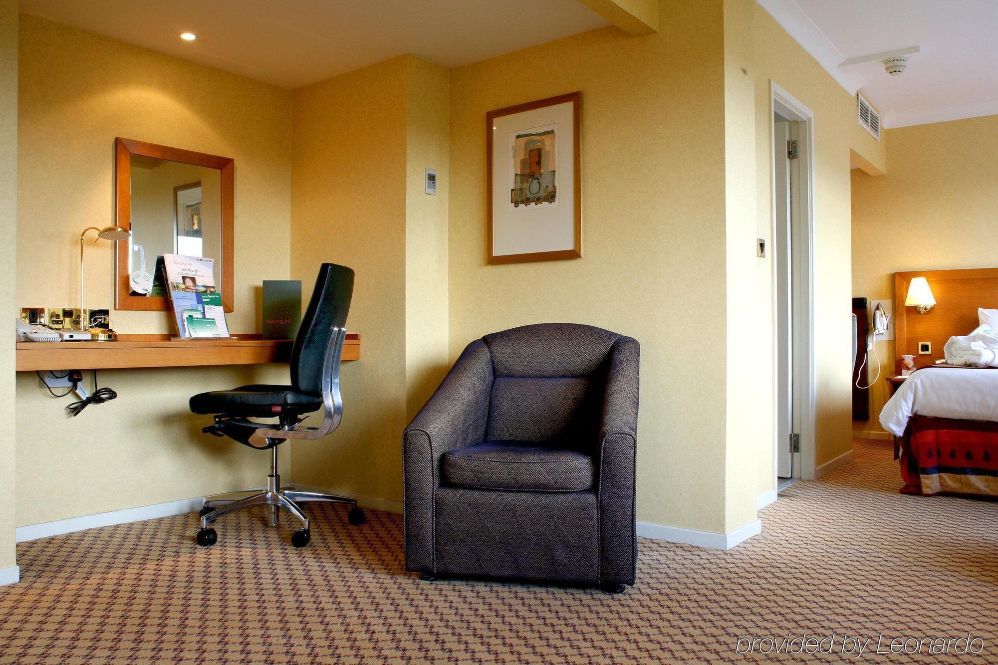 Holiday Inn Express Edinburgh City West, An Ihg Hotel Kamer foto